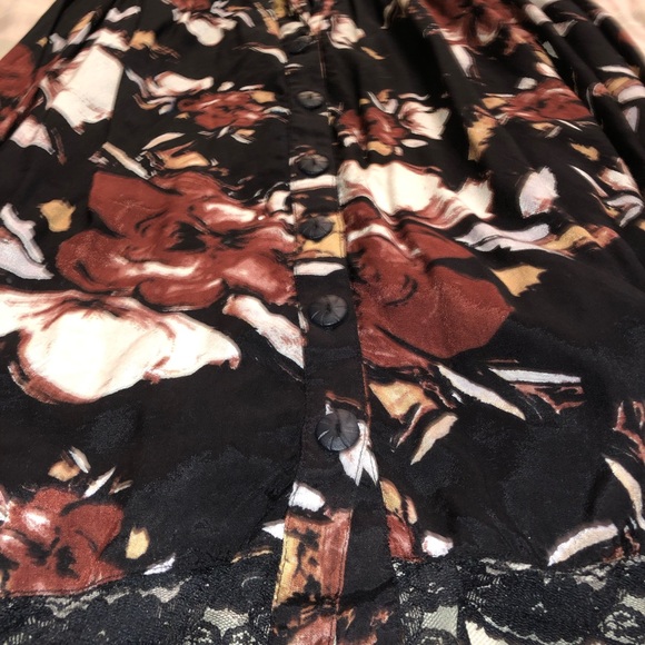 Multicolored button up tunic - Picture 3 of 3